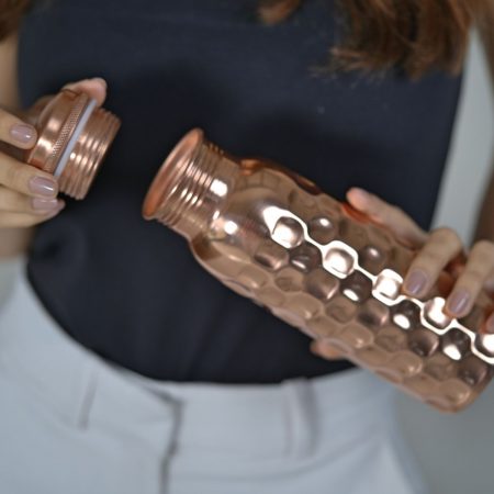 https://livecopperwell.com/wp-content/uploads/2021/07/18.-Copper-Diamond-Mini-Copperwell-Copper-Water-Bottle-3-450x450.jpg